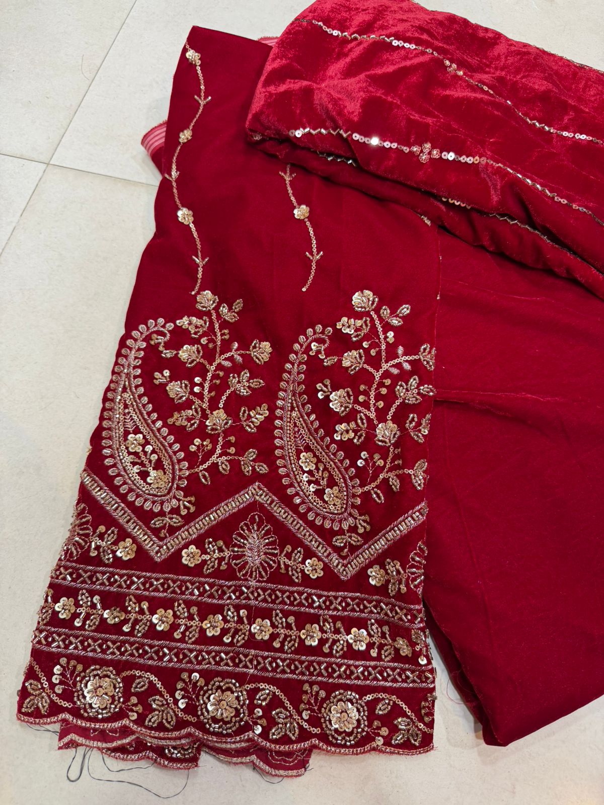 Red Velvet Heavy Embroidered Fabric – Zari & Sequence Paisley Border Work | Premium Bridal Material (Fornt .75 work  Back and bottom 3.5 plan  Dupatta 2)